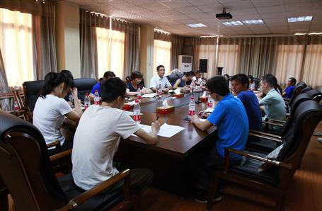 交流總結(jié)，提高財務(wù)水平