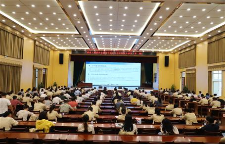 公司舉行“項(xiàng)目經(jīng)理大講堂”第二期培訓(xùn)