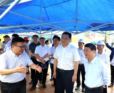 柳州市委書記吳煒、市長張壯到公司項目調(diào)研指導(dǎo)