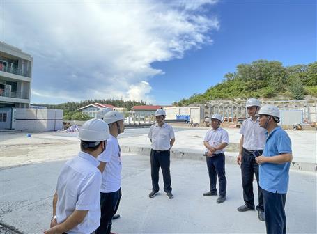 蒙勝益到北海項目調(diào)研指導(dǎo)