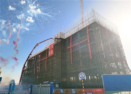 【提升“三力” 爭(zhēng)創(chuàng)佳績(jī)】第五分公司內(nèi)蒙古精神衛(wèi)生中心項(xiàng)目病房北樓順利封頂