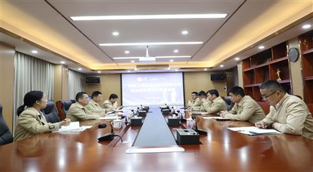 覃振華：青年員工要有格局、有能力、有擔(dān)當(dāng)